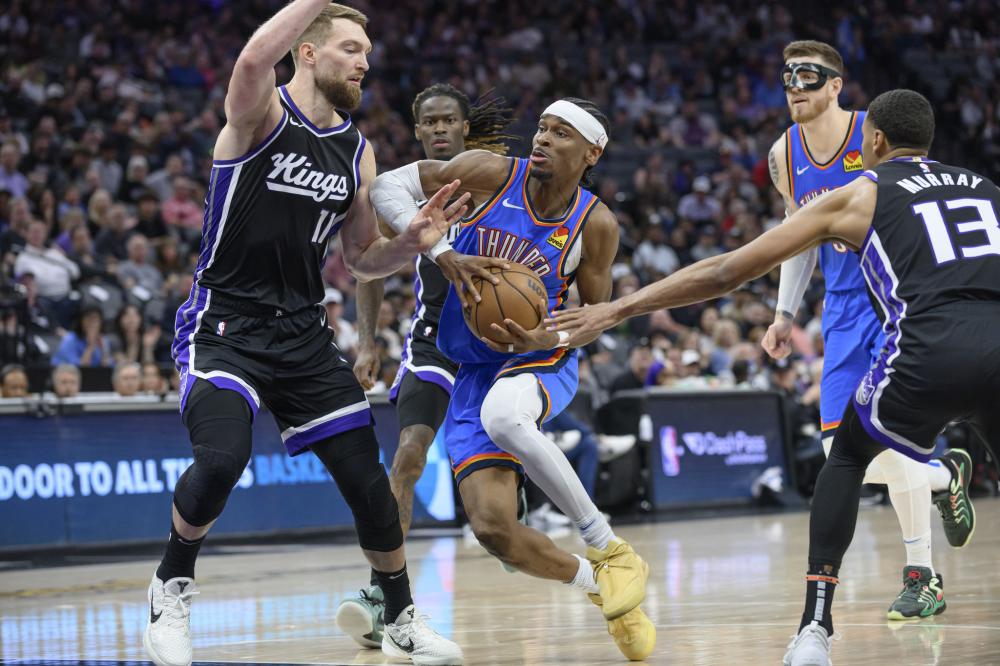 她完成跳水 她完成跳水