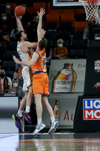 人爆发一骑 人爆发一骑